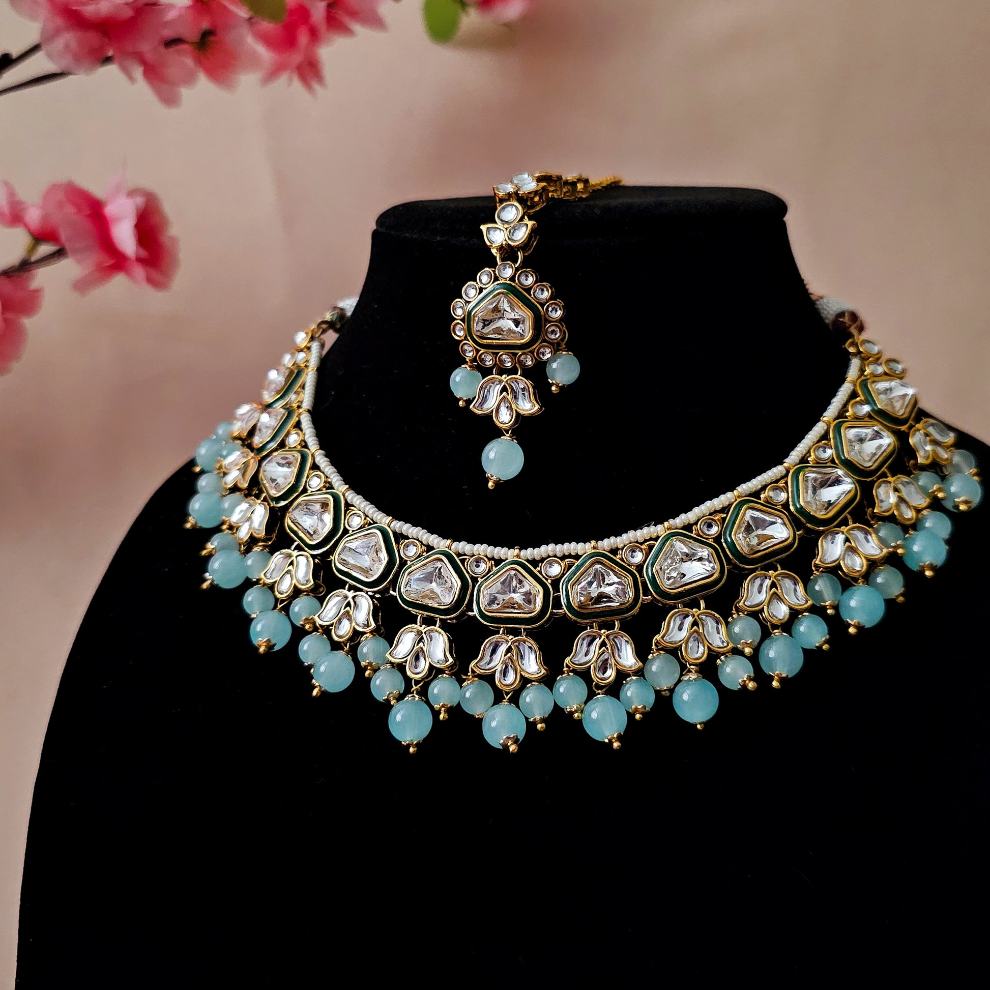 KUNESG0064 - Gold-Plated Kundan Necklace Set