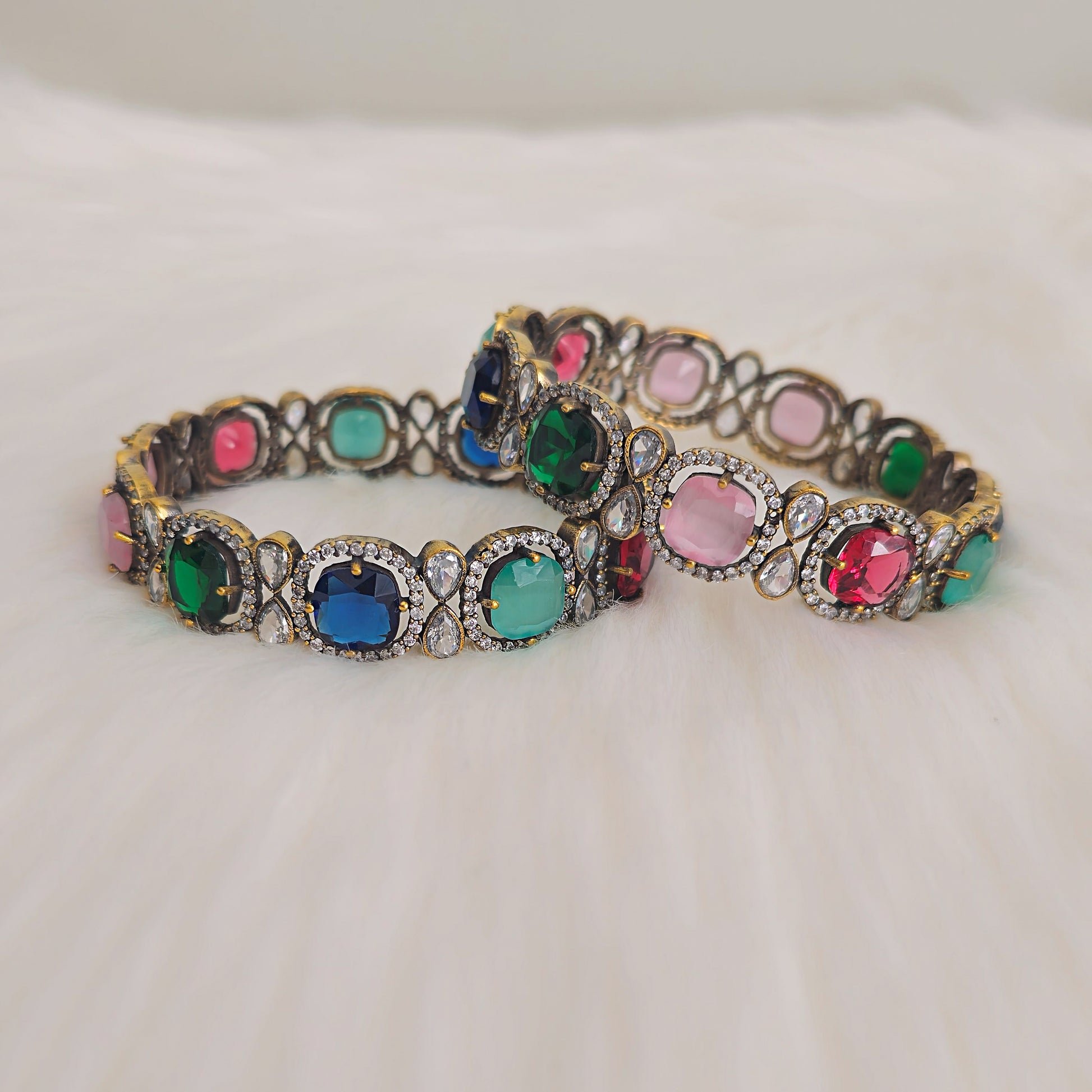 MOKAMC0057 - Antique Gold-Plated Moissanite Bangle Set