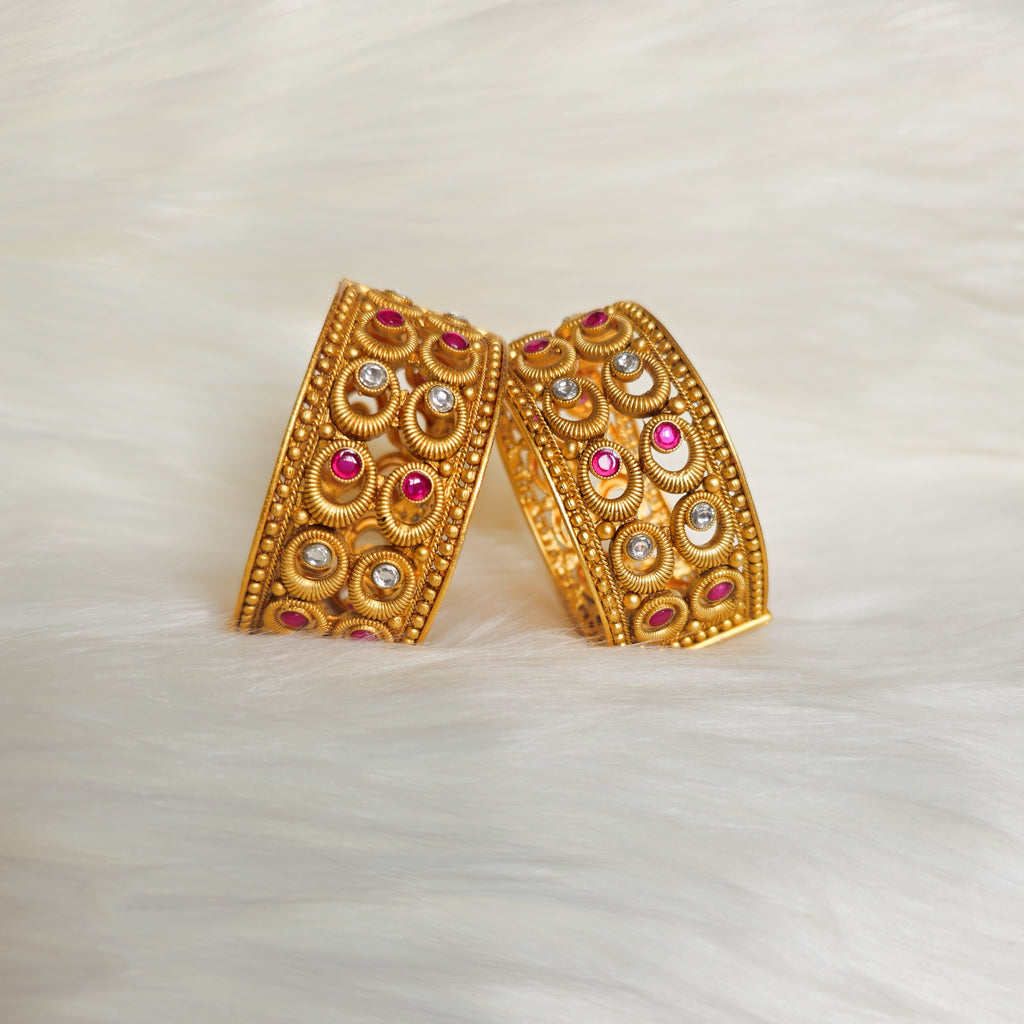 RAKAGO0031 - Gold-Plated Rajwadi Bangle Set