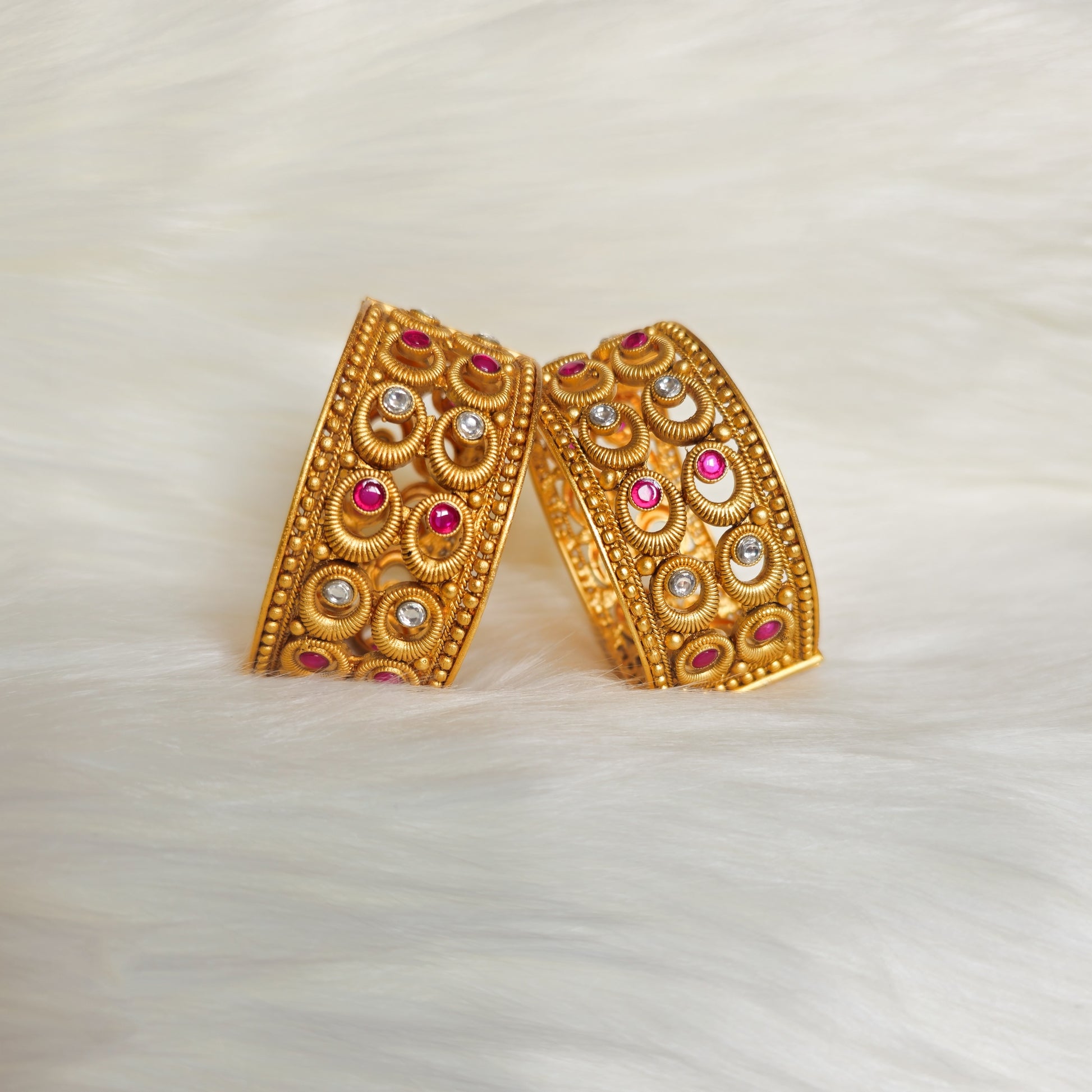 RAKAGO0031 - Gold-Plated Rajwadi Bangle Set