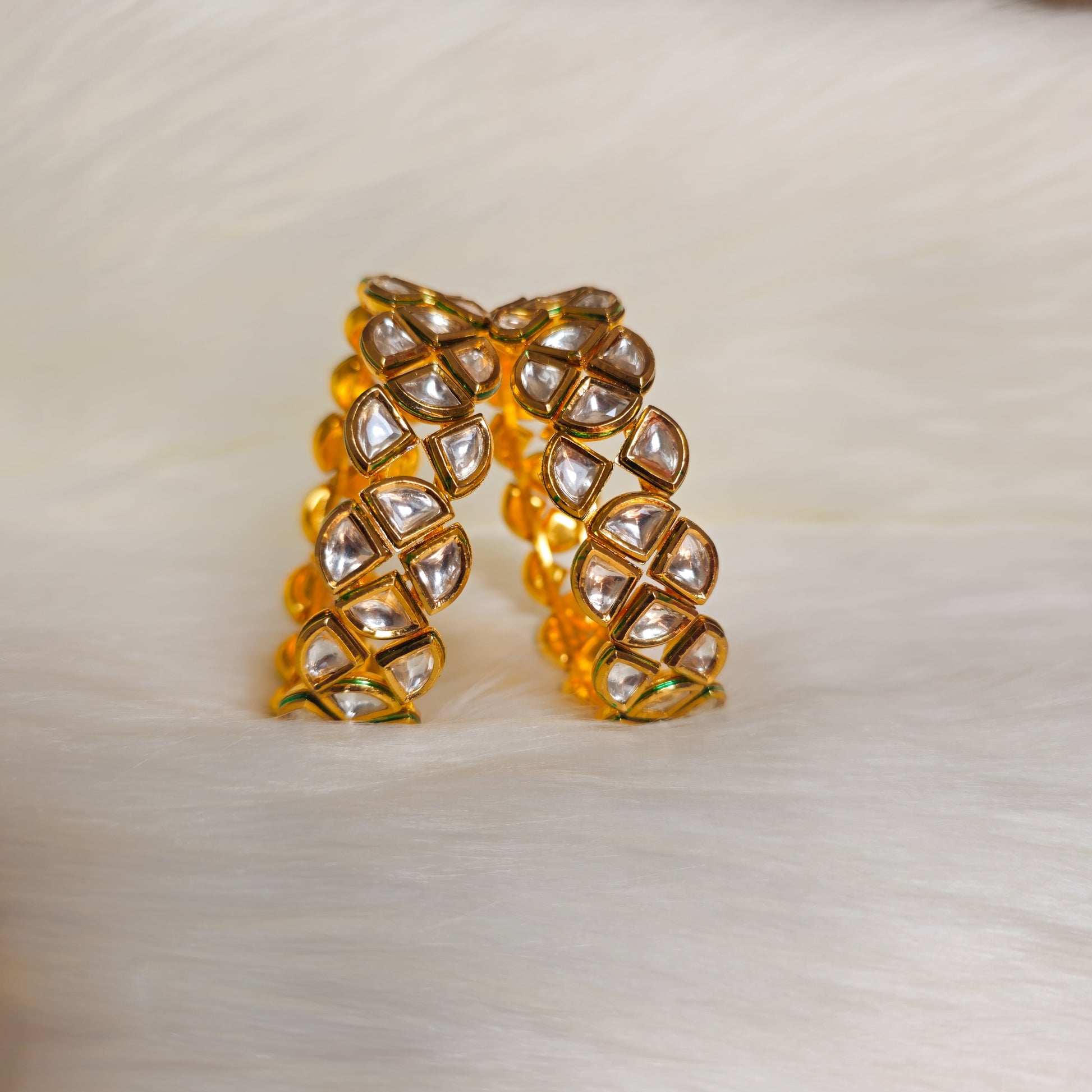 KUKAGO0026 - Gold-Plated Kundan Bangle Set