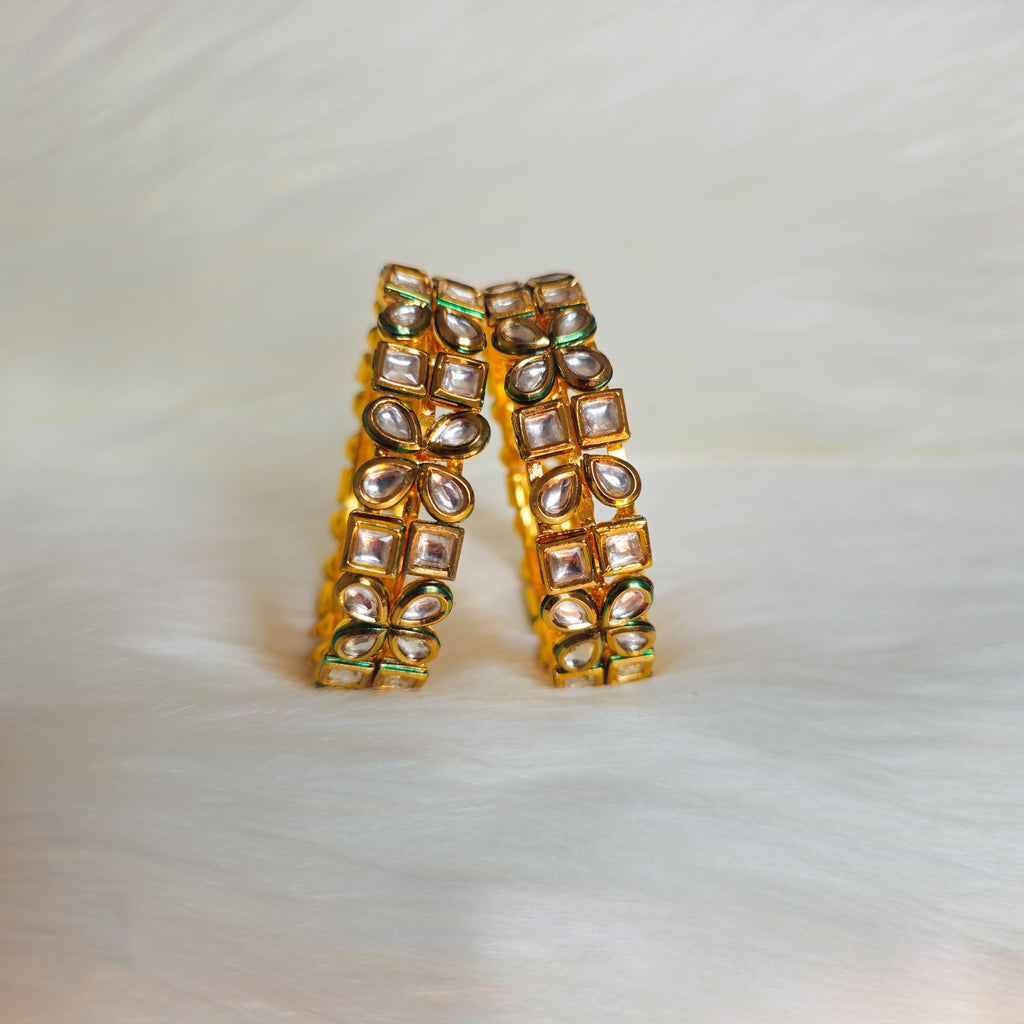 KUKAGO0046 - Gold-Plated Kundan Bangle Set