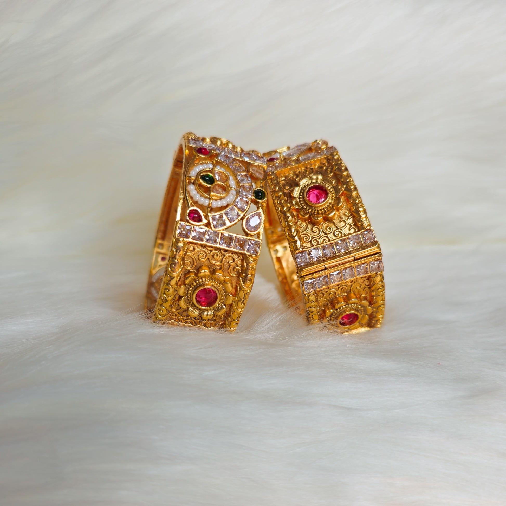 RAKAGO0037 - Gold-Plated Rajwadi Bangle Set