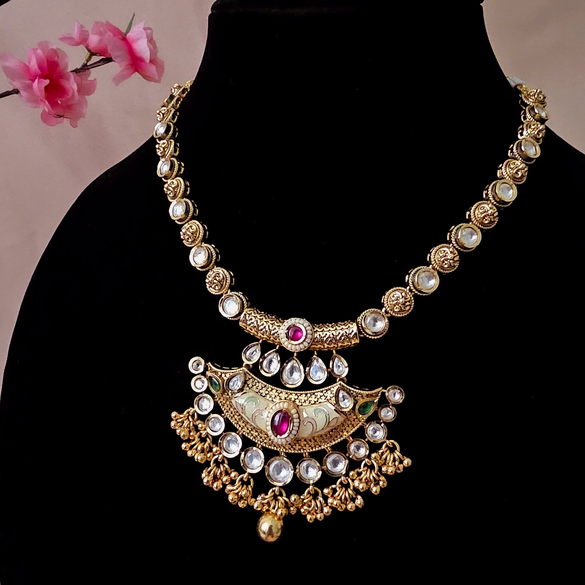 GGNEGO0091 - Gold Plated Kundan Necklace Set