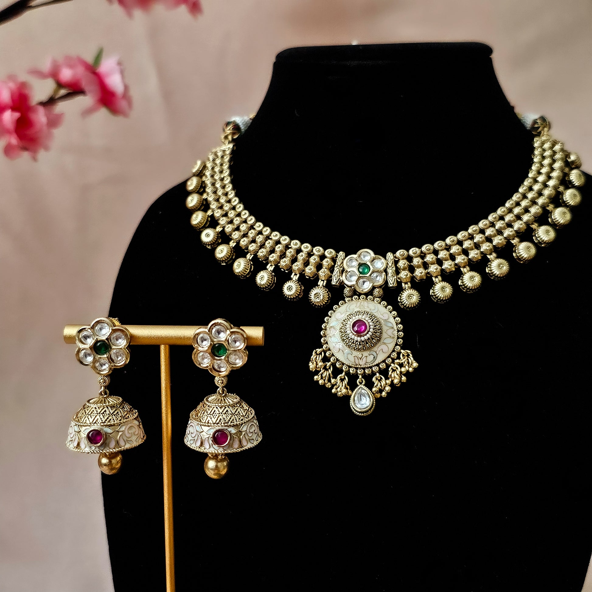 GGNEGO0084 - Gold Plated Kundan Necklace Set