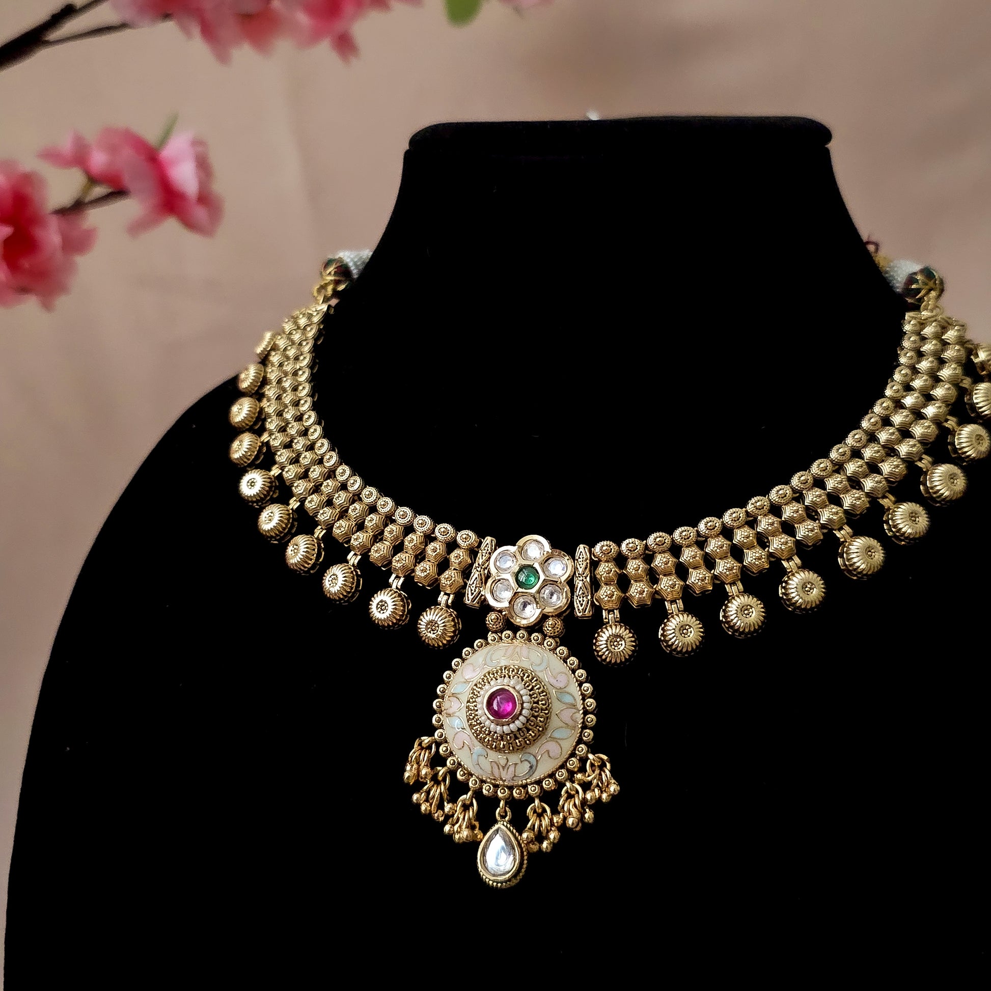 GGNEGO0084 - Gold Plated Kundan Necklace Set