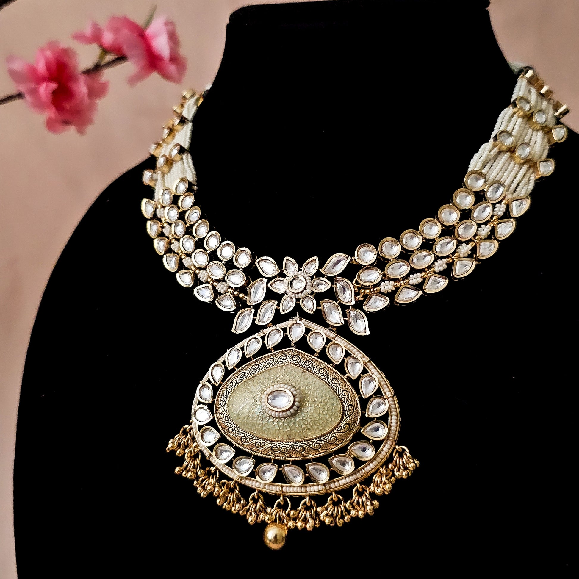 GGNEGO0086 - Gold Plated Kundan Necklace Set