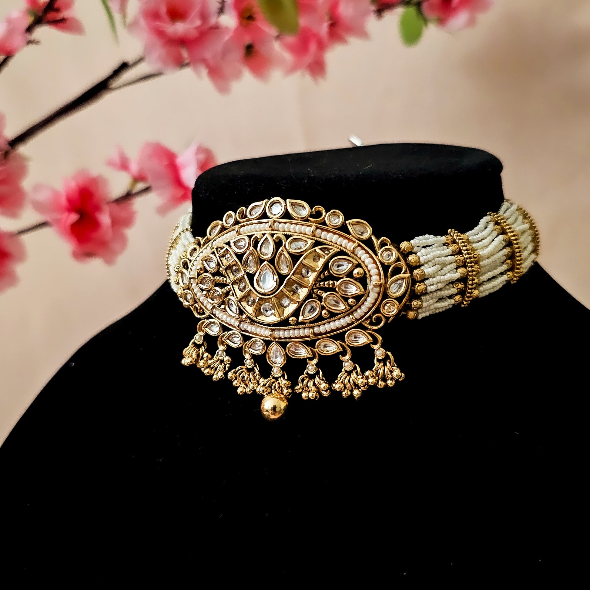 GGCHG00085 - Gold Plated Kundan Choker Set