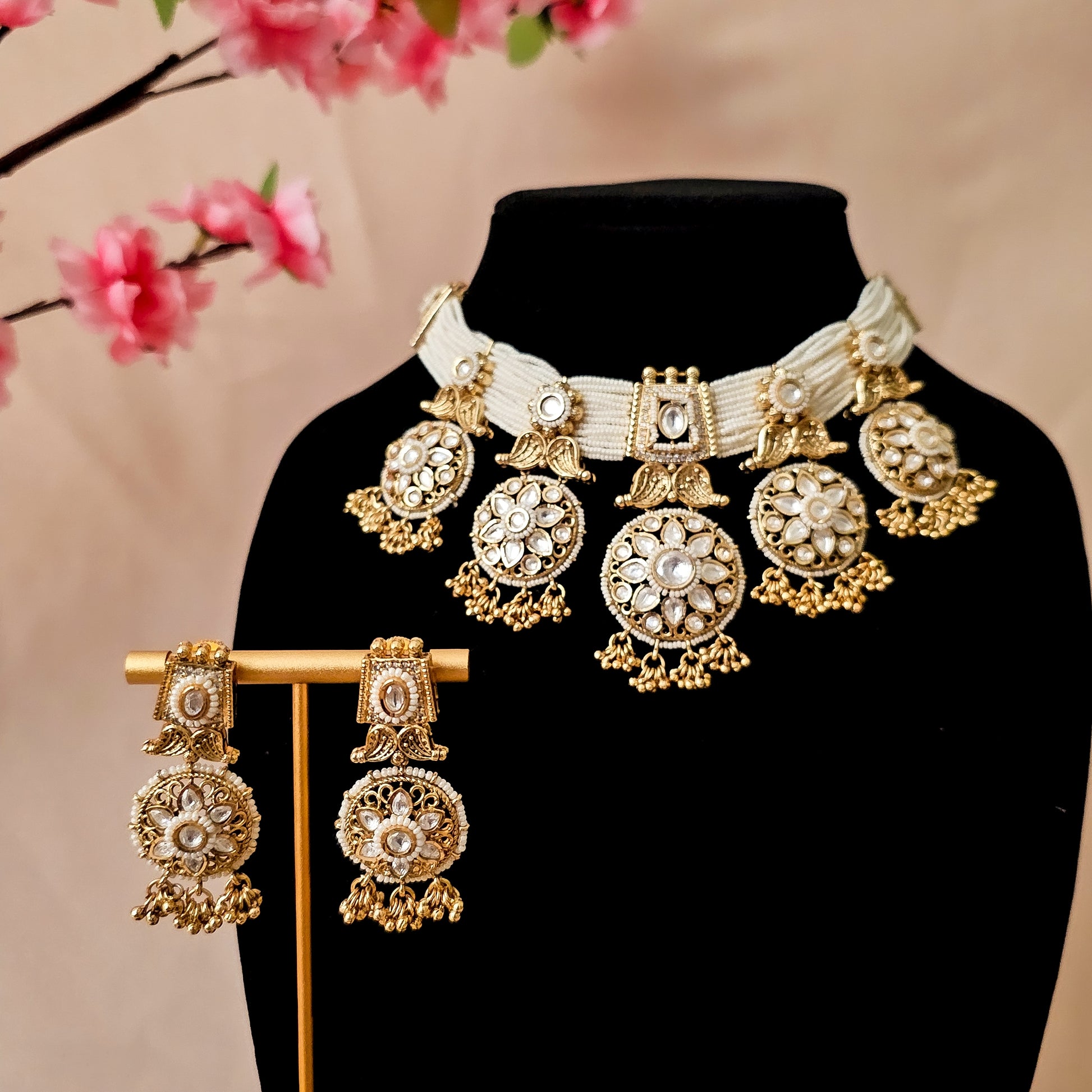 GGNEGO0089 - Gold Plated Kundan Necklace Set with Pearls