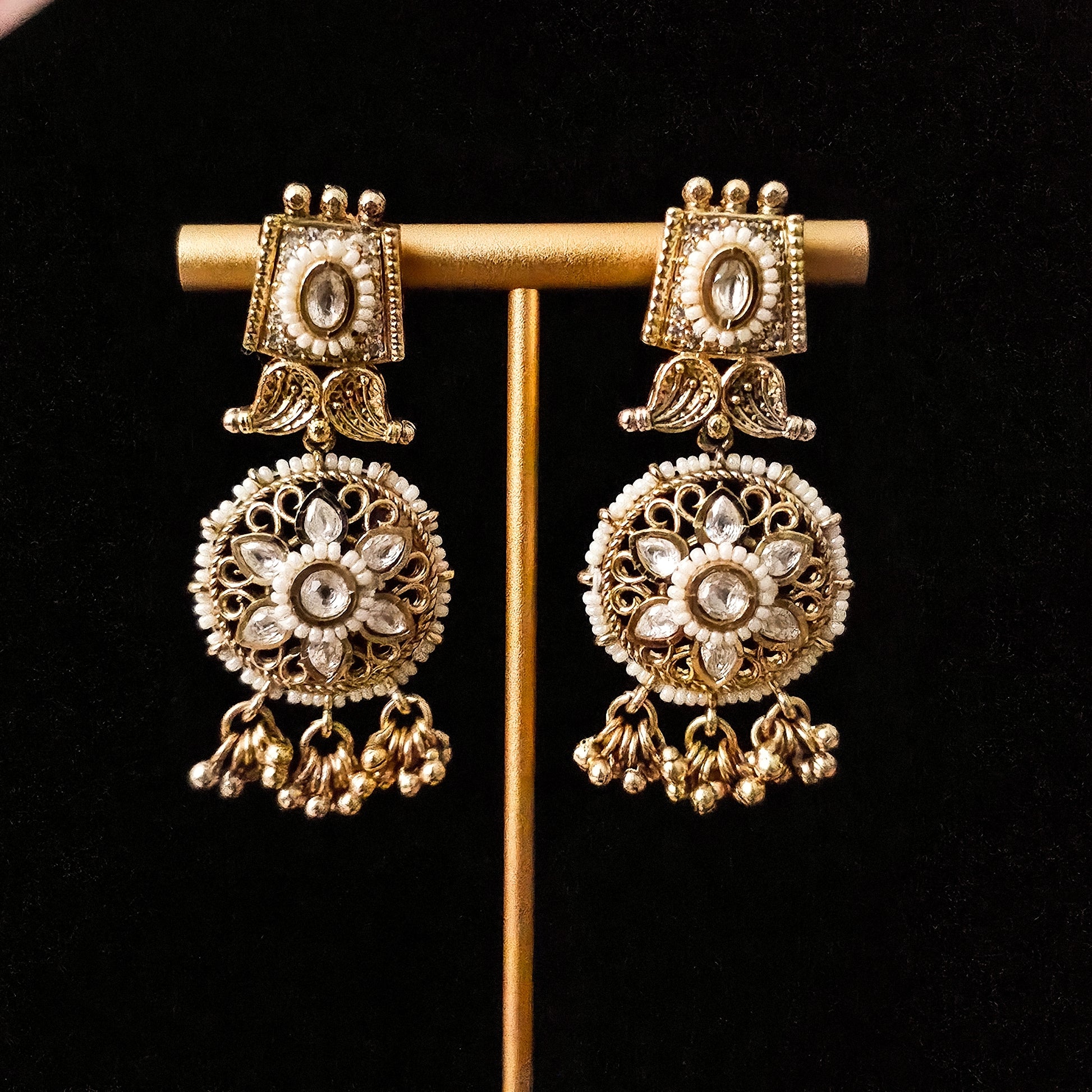GGNEGO0089 - Gold Plated Kundan Necklace Set with Pearls