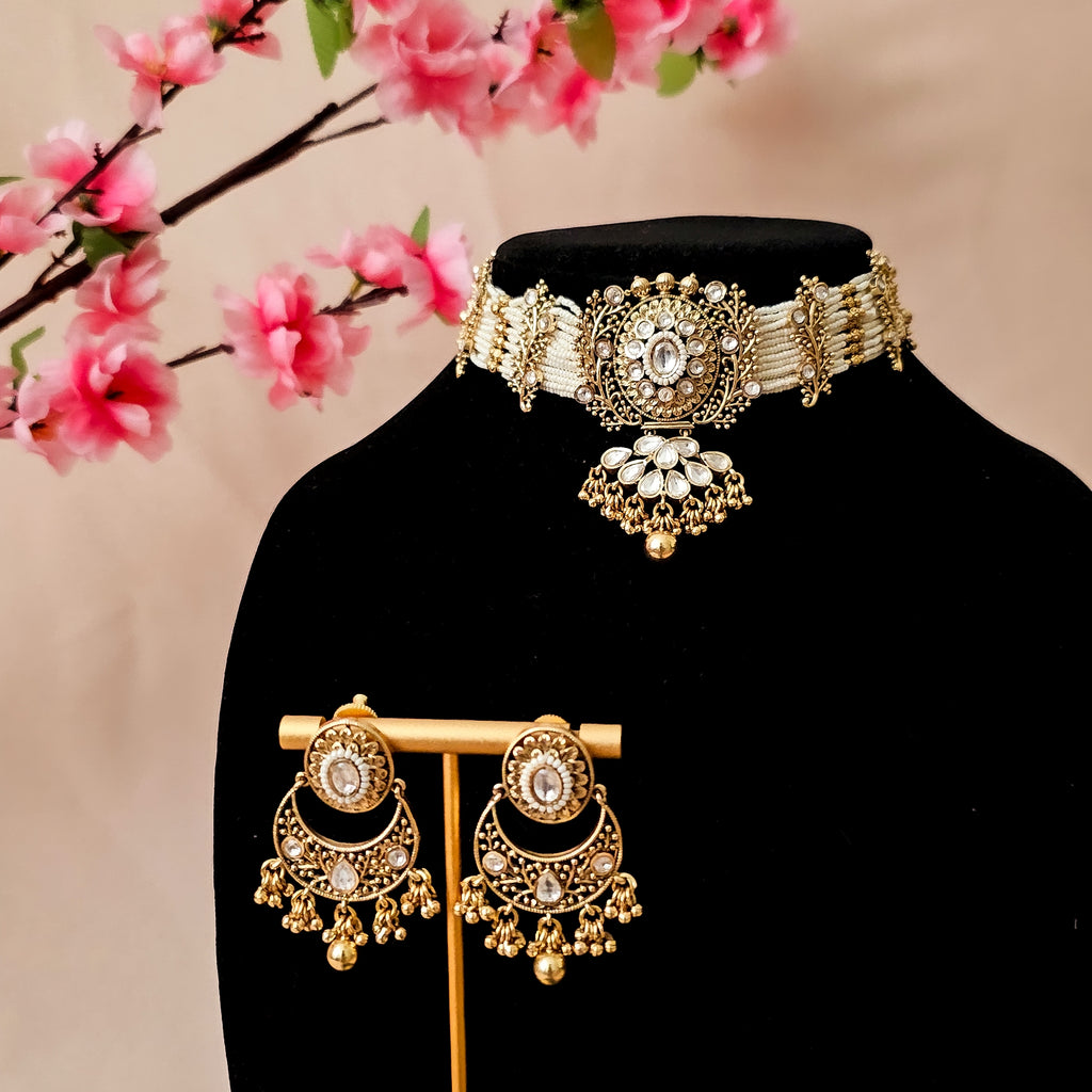 GGCHGO0088 - Gold Plated Kundan Choker Set