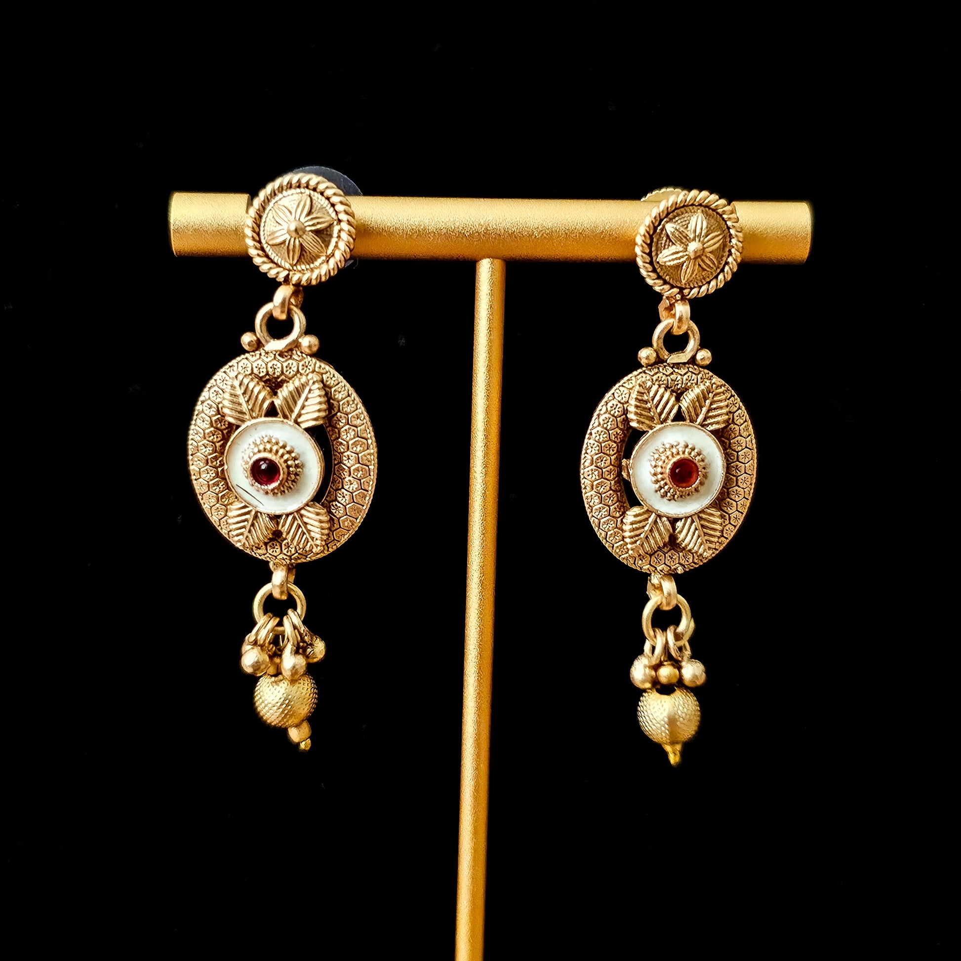 RACHCP0068 - Gold Plated Rajwadi Choker Set