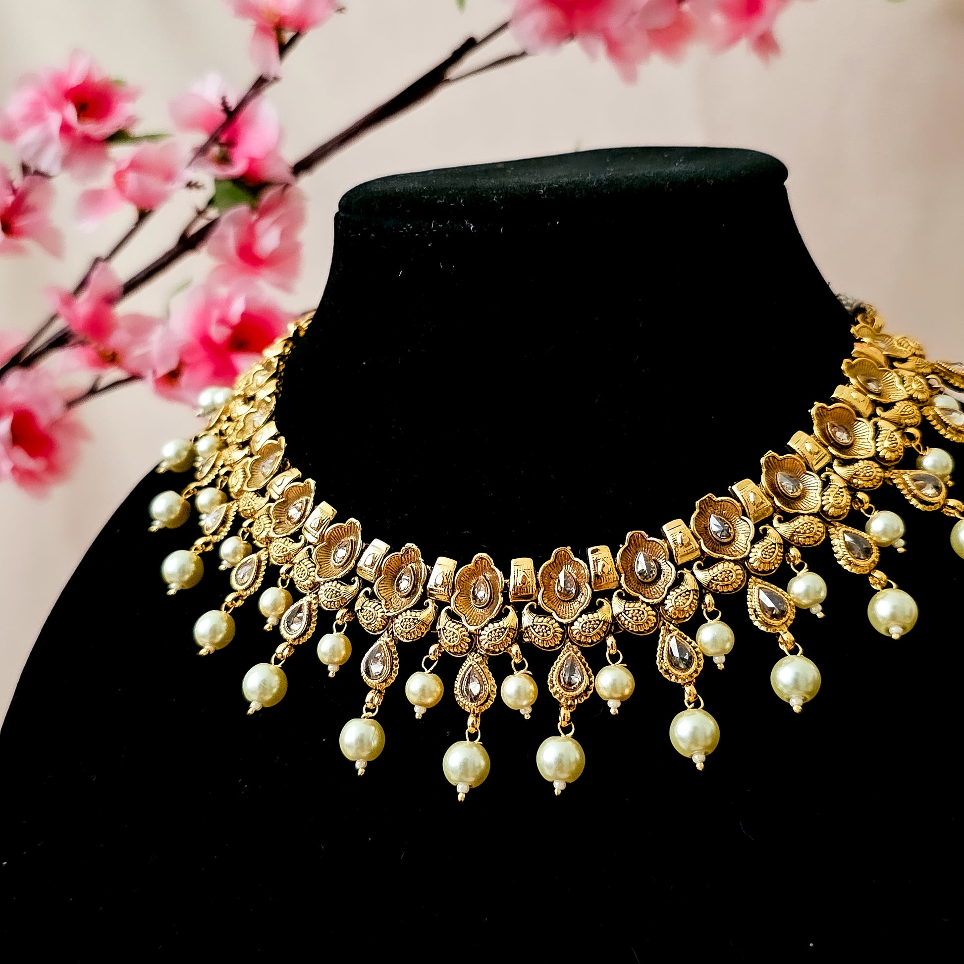 RANEGO0079 - Gold Plated Rajwadi Necklace Set