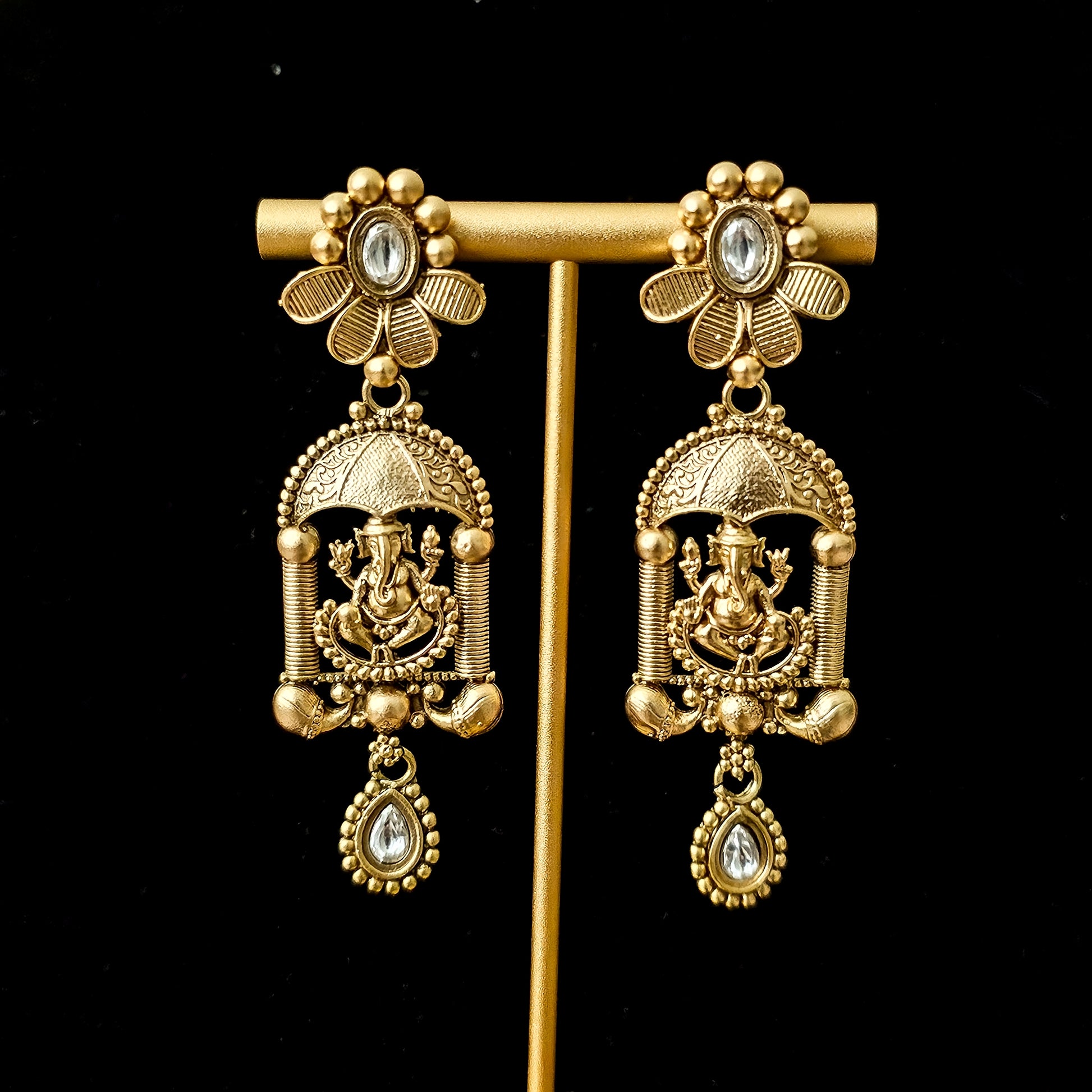 RACHCP0065 - Gold Plated Ganesha Rajwadi Set