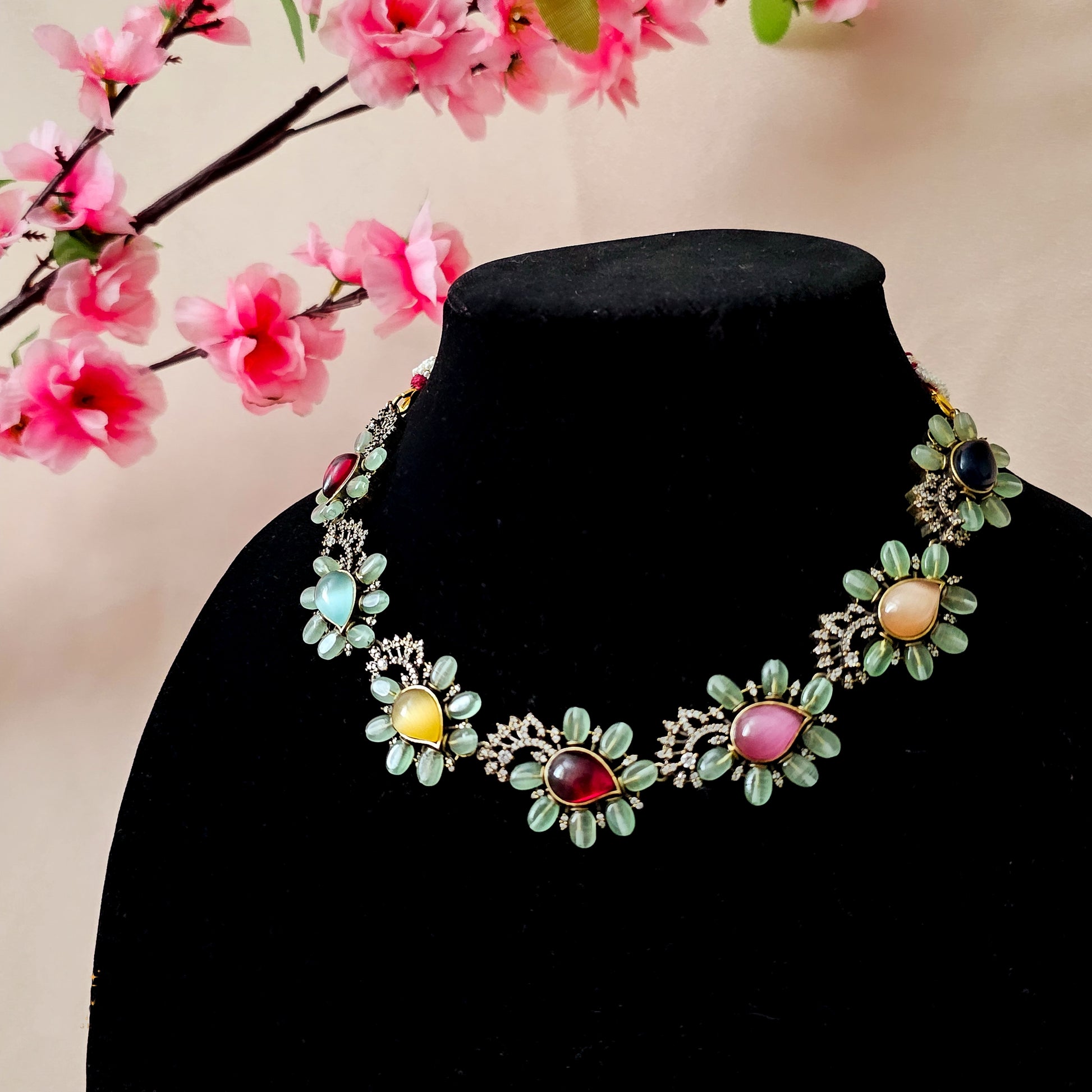 MNNEMC0159 - Antique Polish Mossanite Necklace Set with Pota Stones