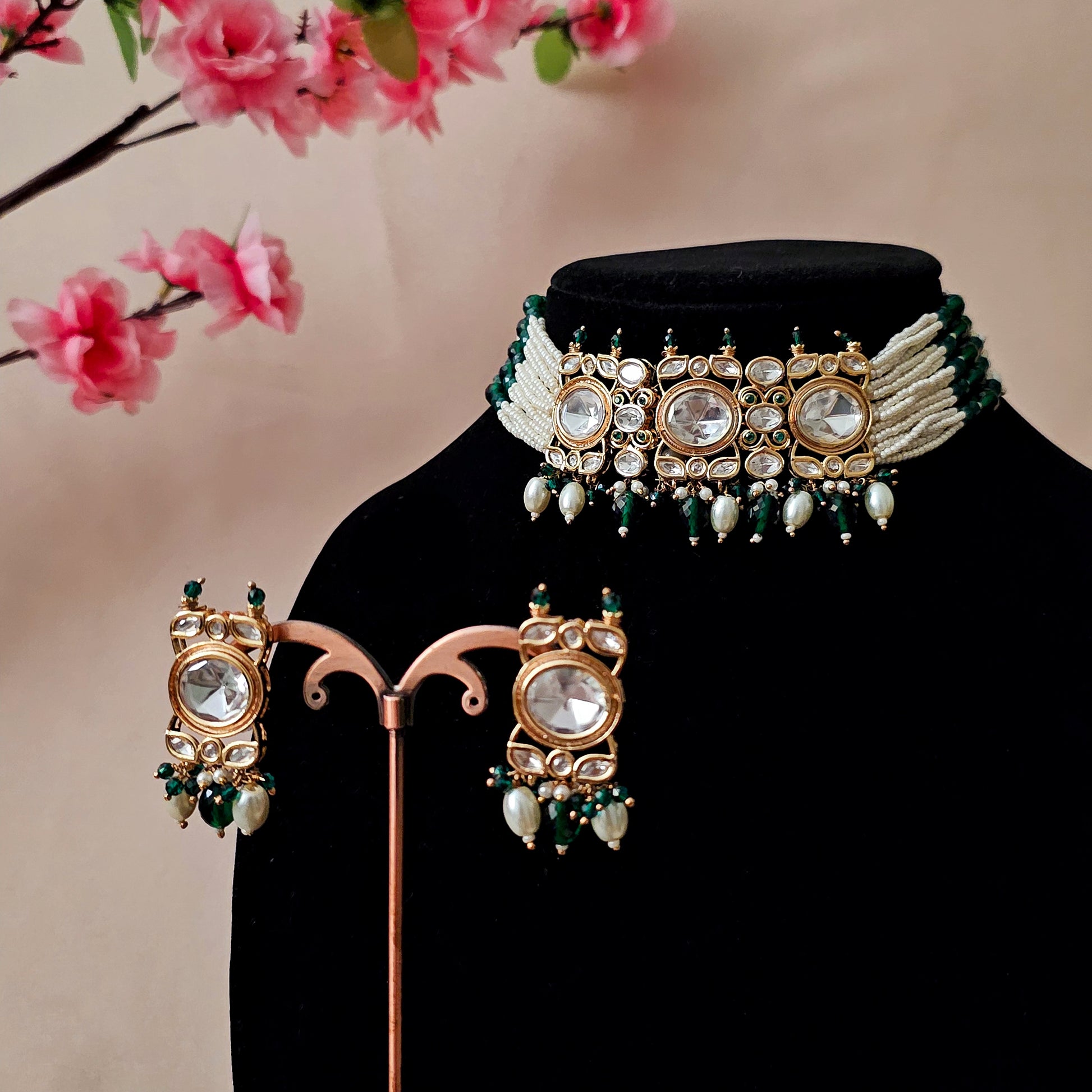KUCHGR0094 - Gold-Plated Moissanite Choker Set