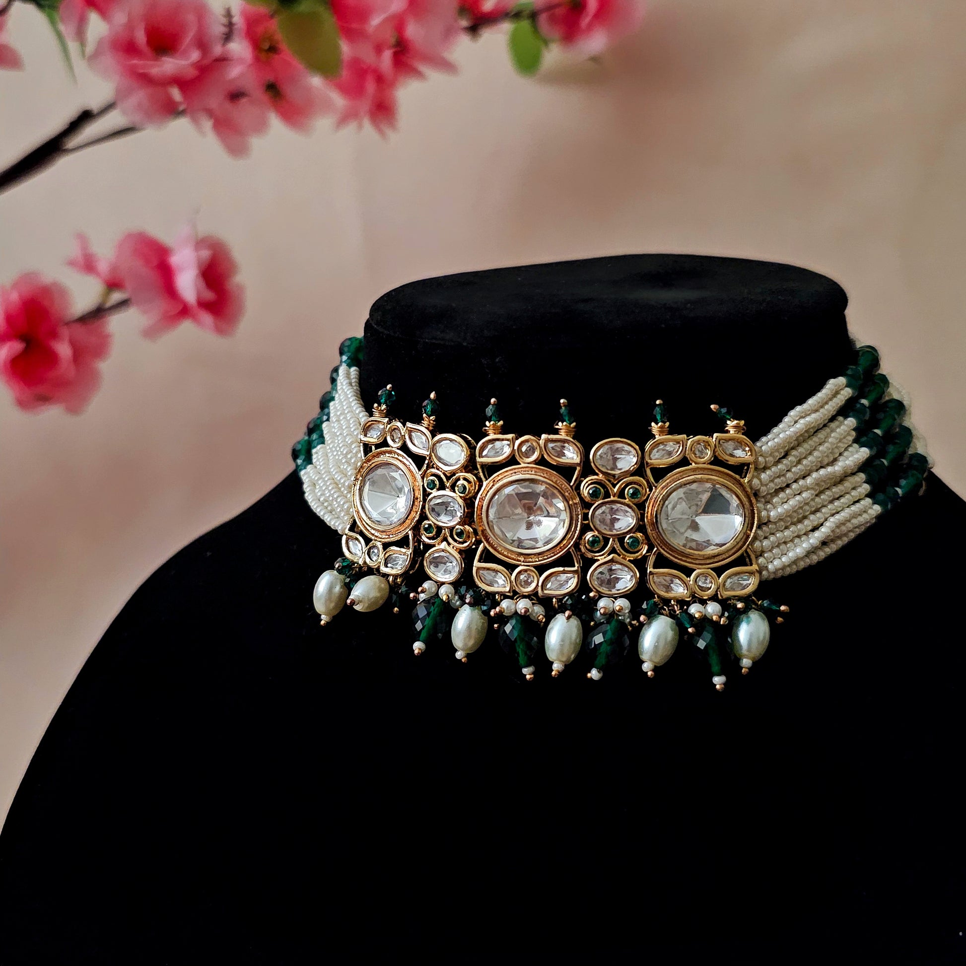 KUCHGR0094 - Gold-Plated Moissanite Choker Set