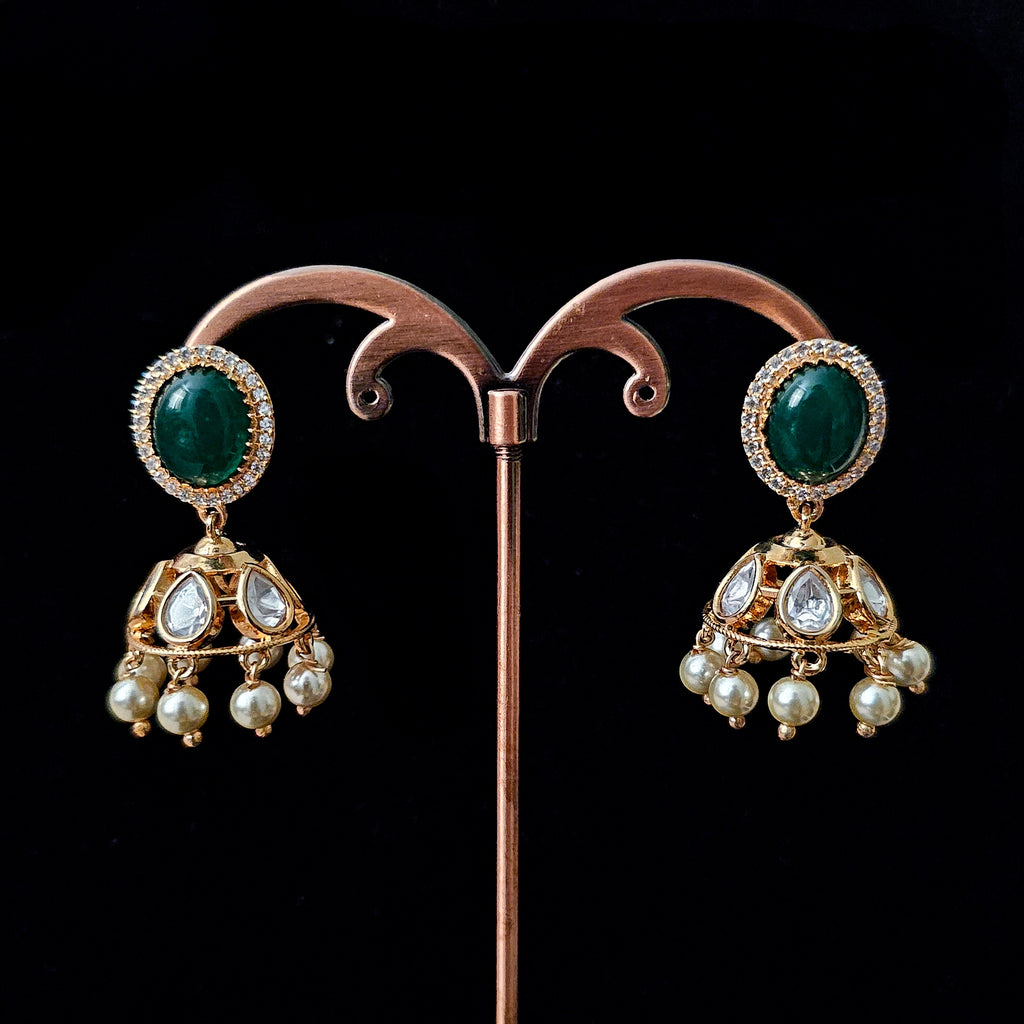 KUCHGR0093 - Gold-Plated Tyaani Kundan Choker Set
