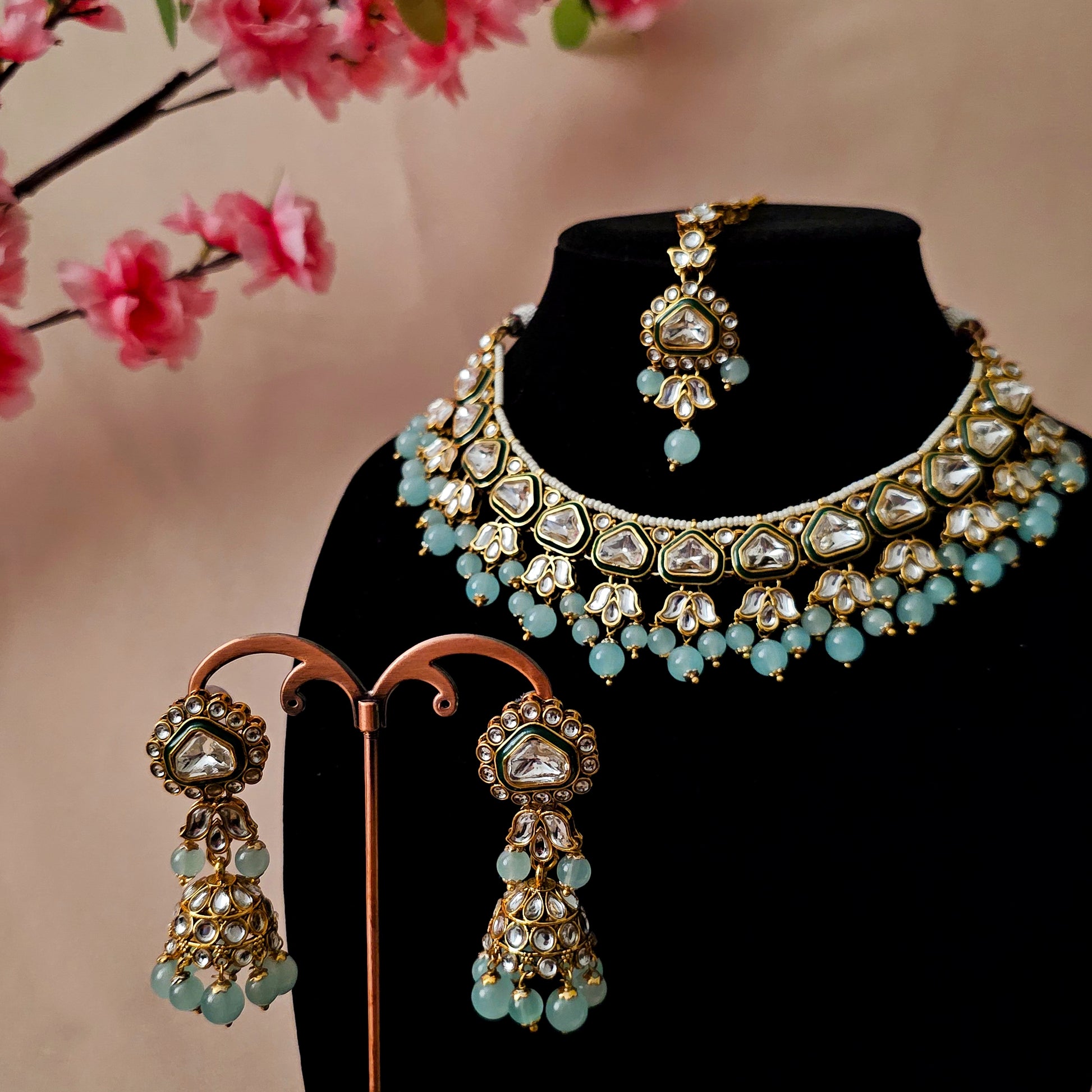 KUNESG0064 - Gold-Plated Kundan Necklace Set