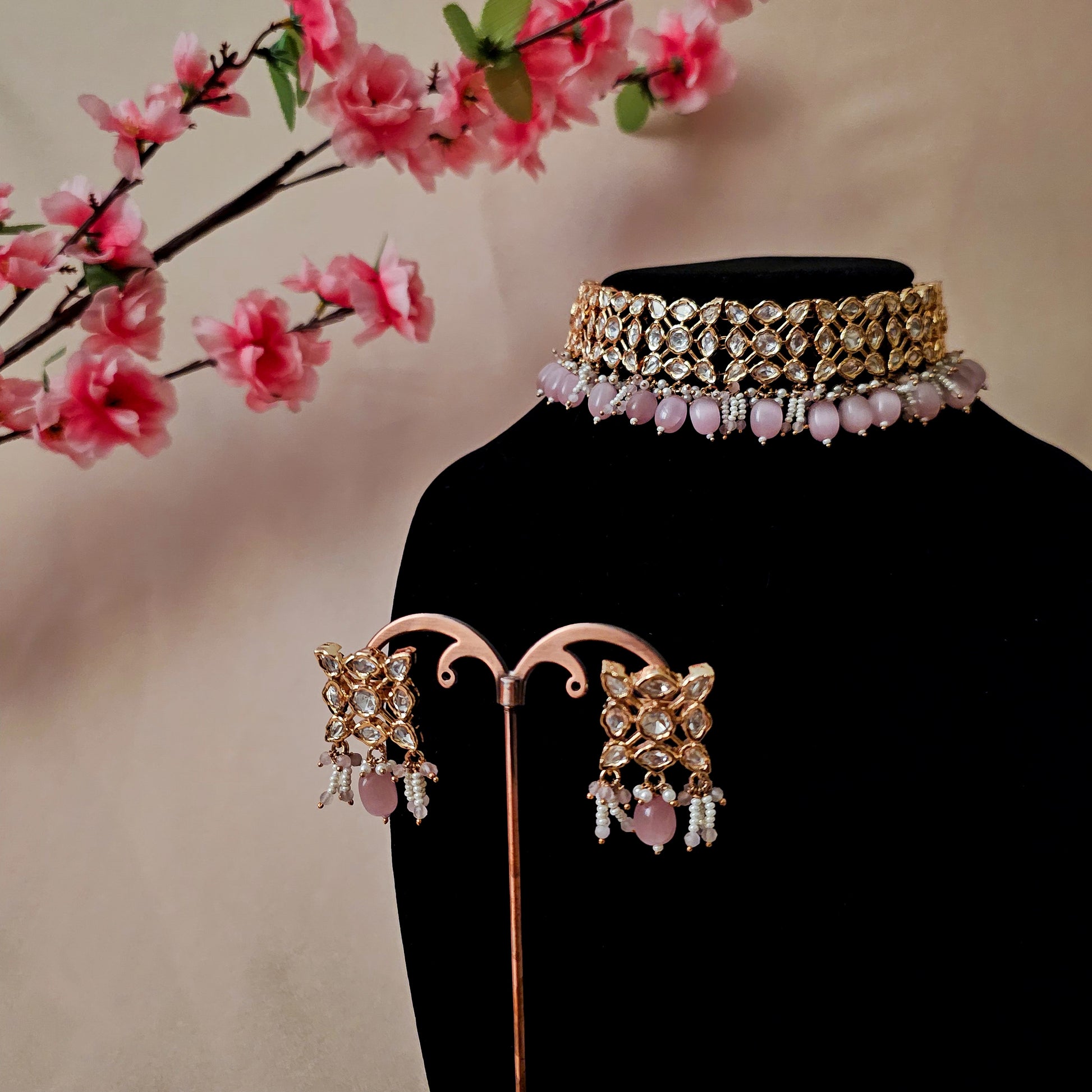 KUCHBP0092 - Gold-Plated Tyaani Kundan Choker Set