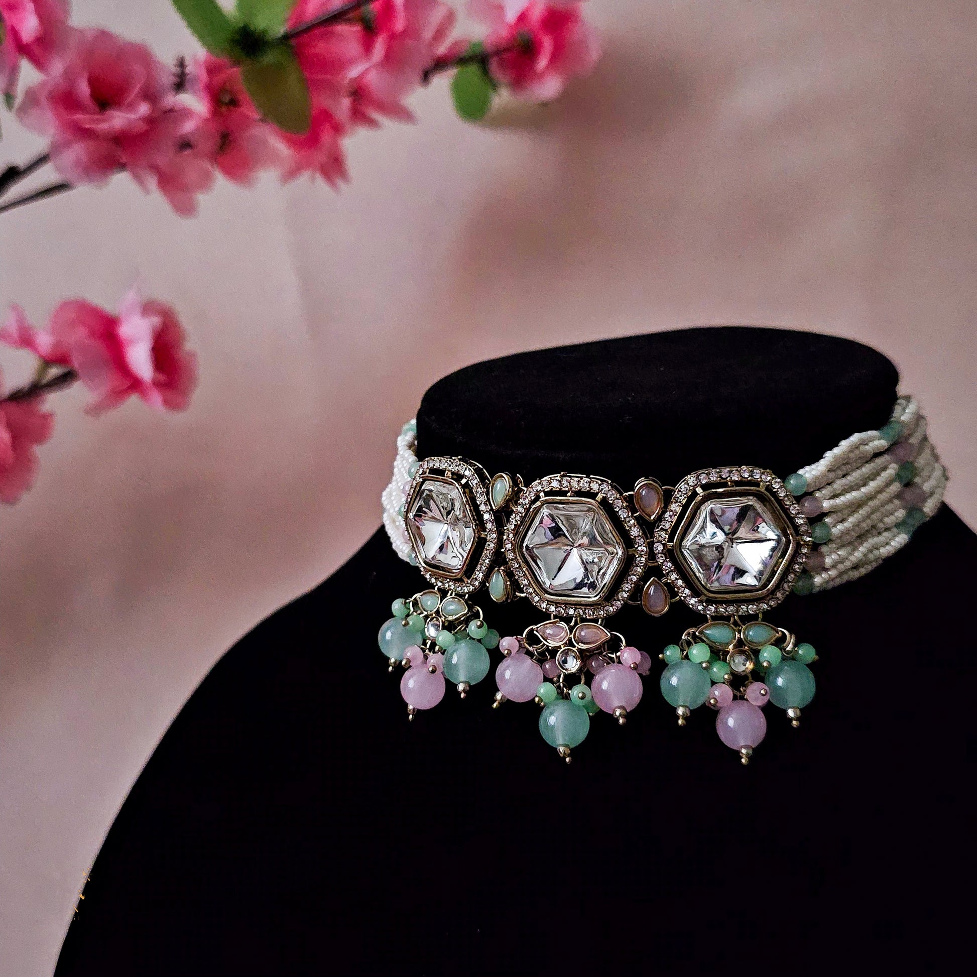 KUCHMP0154 - Gold Plated Kundan Choker Set