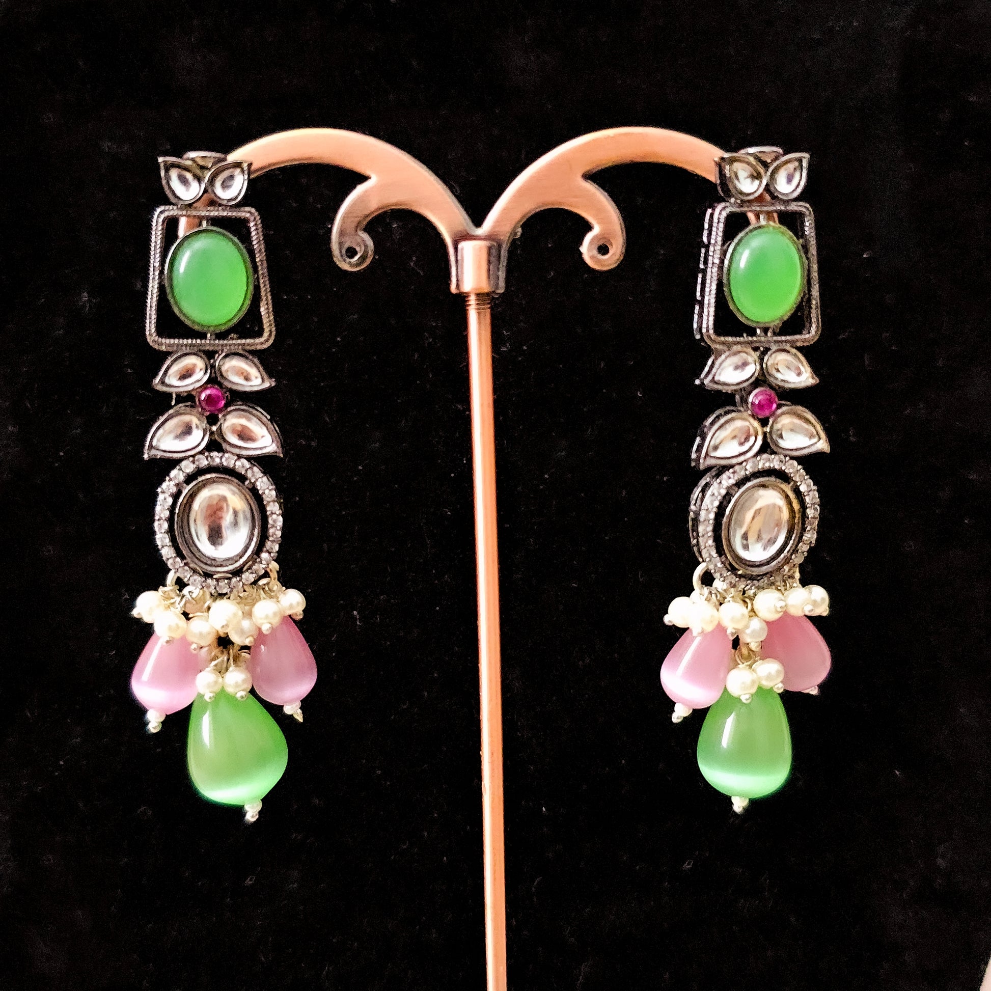 MNNEMC0164 - Victorian Polish Kundan Set with Monalisa Stones