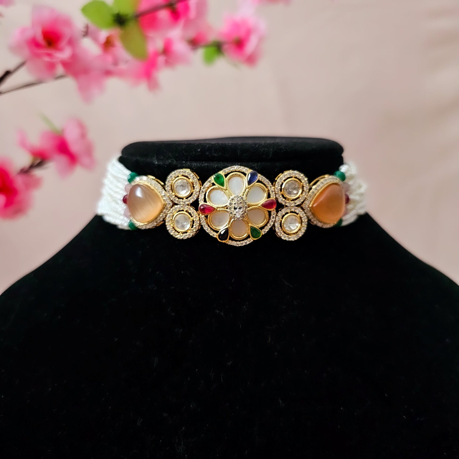 PECHPE0167 - Gold-Plated Moissanite Choker Set with Mother of Pearl