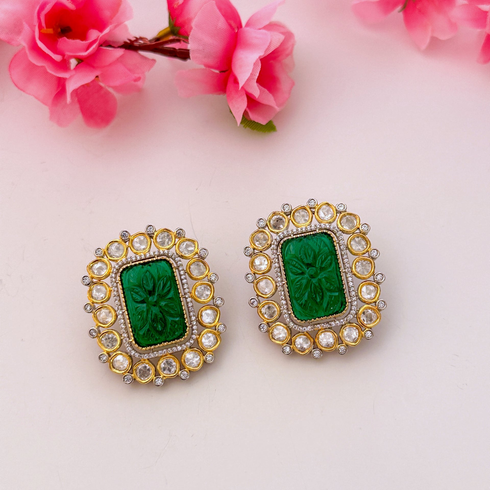KUEAGR0173 - Gold-Plated Uncut Kundan Earrings