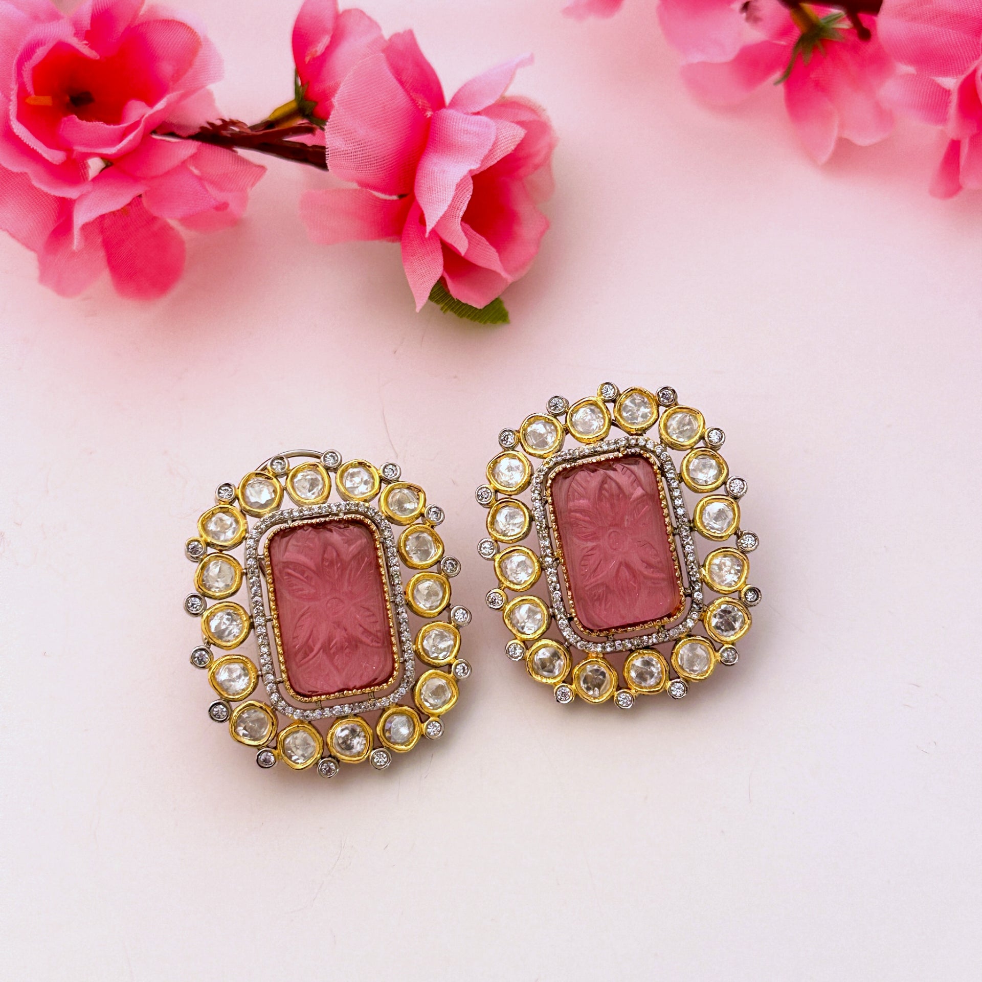 KUEAGR0173 - Gold-Plated Uncut Kundan Earrings