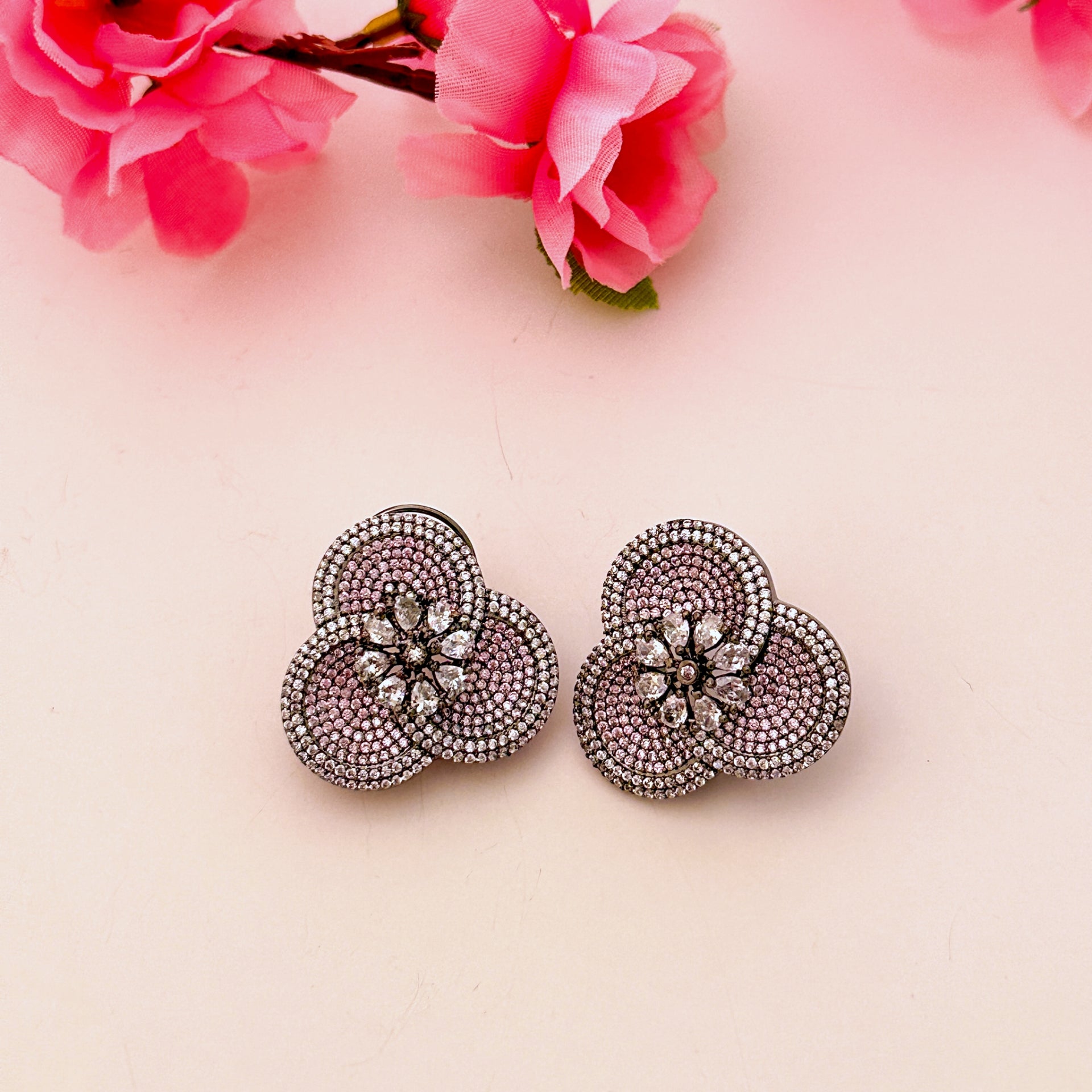 CUEALI0188 - Victorian Polish Cubic Zirconia Earrings