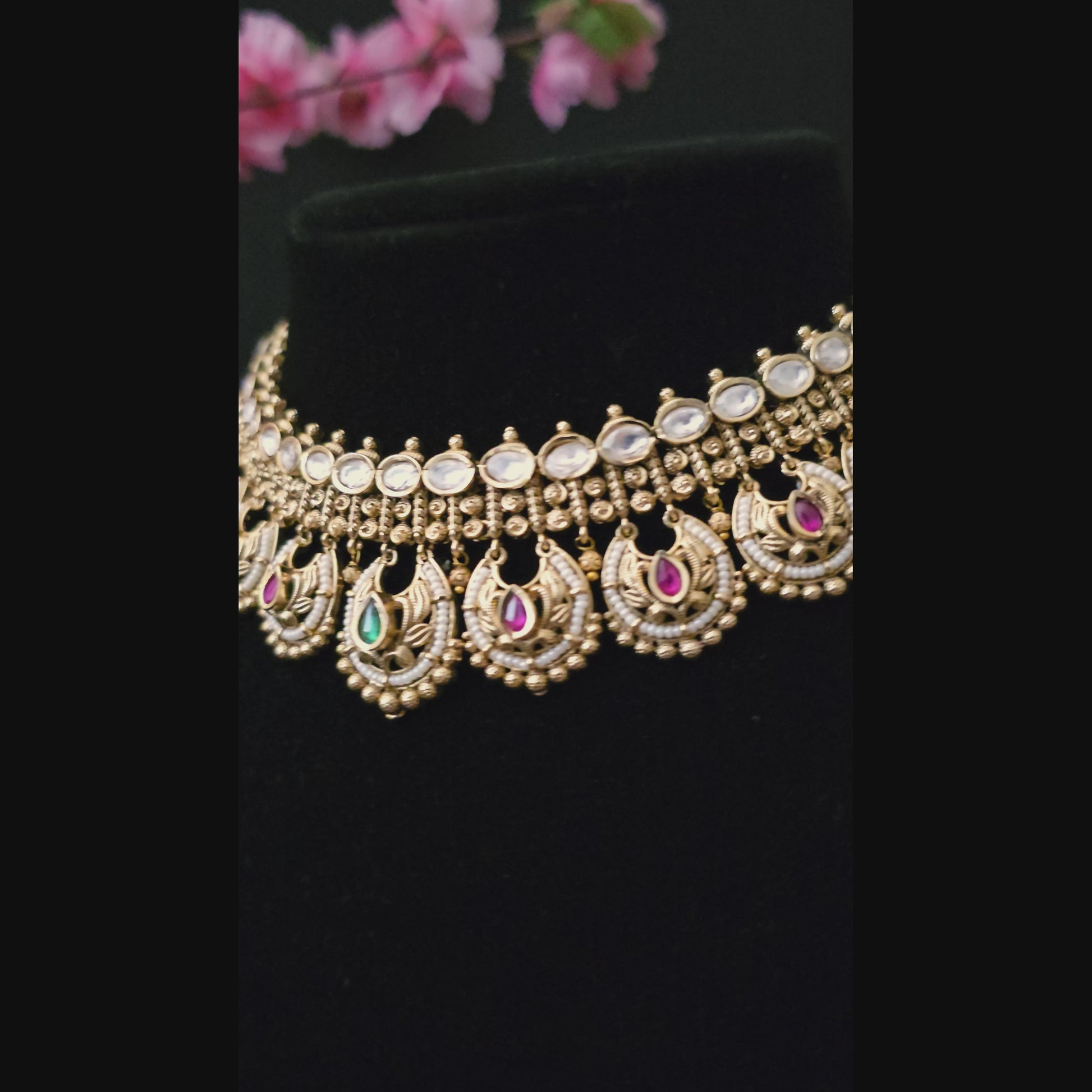 GGNEGO0083 - Gold Plated Kundan Necklace Set